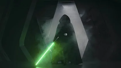 o que assistir antes de mandaloriano e grogu - cena de Luke Skywalker no corredor com lightsaber verde Temporada 2
