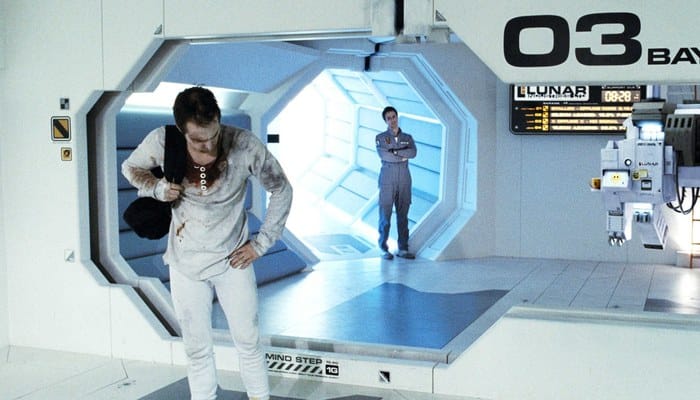 filmes de ficção científica subestimados - Sam Rockwell em Moon (2009)