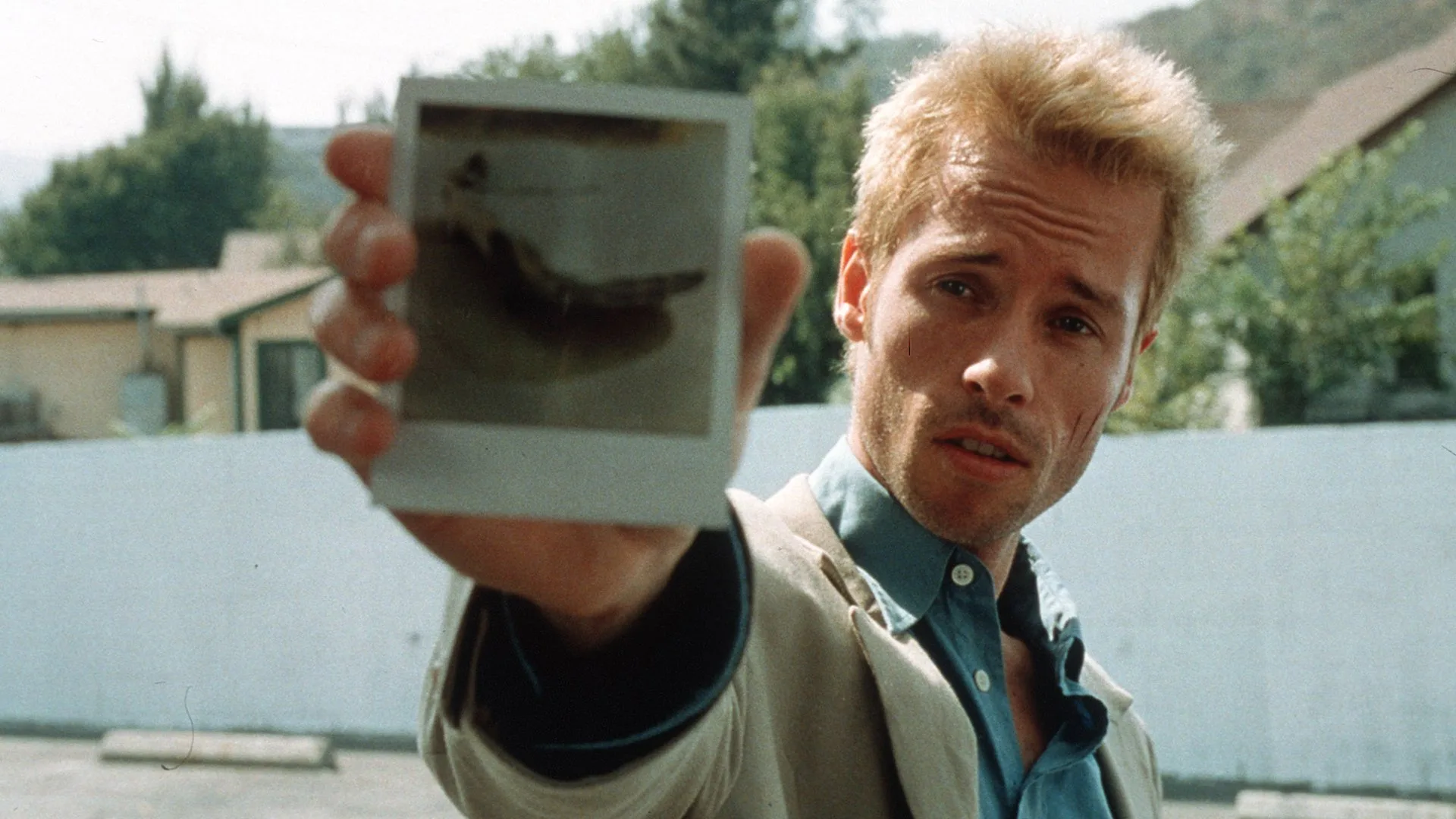 filmes de suspense psicológico - Memento Christopher Nolan