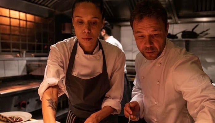 séries de cozinha dramáticas - Boiling Point (BBC)