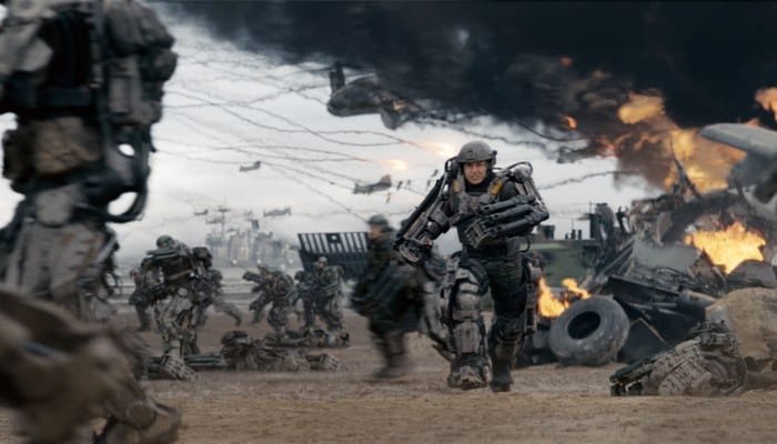 filmes de time loop alucinantes - Tom Cruise em Edge of Tomorrow