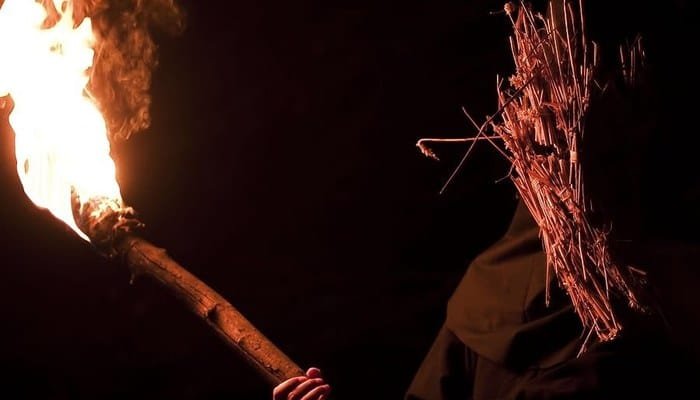 Kill List e o ritual noturno do culto britanico com tochas