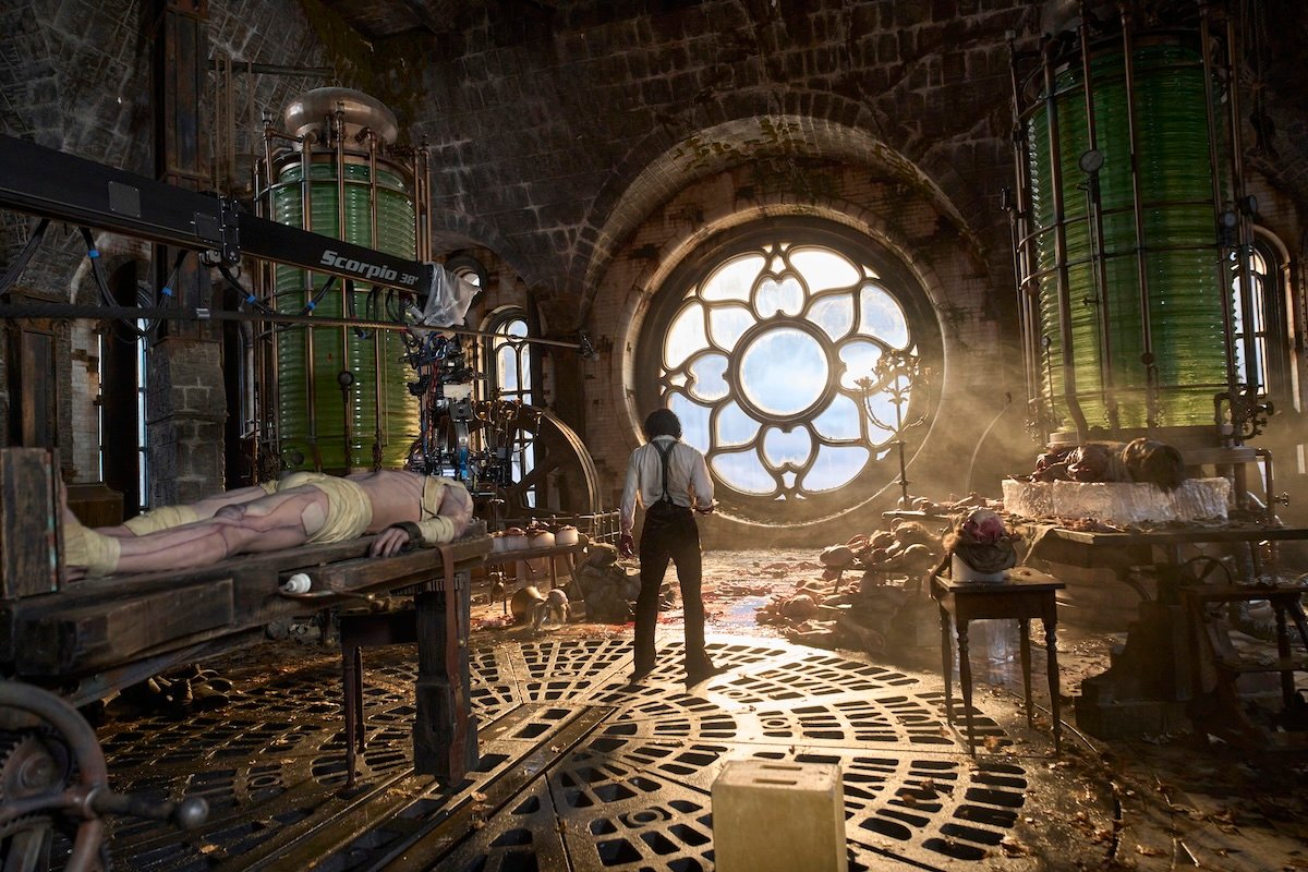 mudanças Frankenstein 2026 livro cenário vitoriano